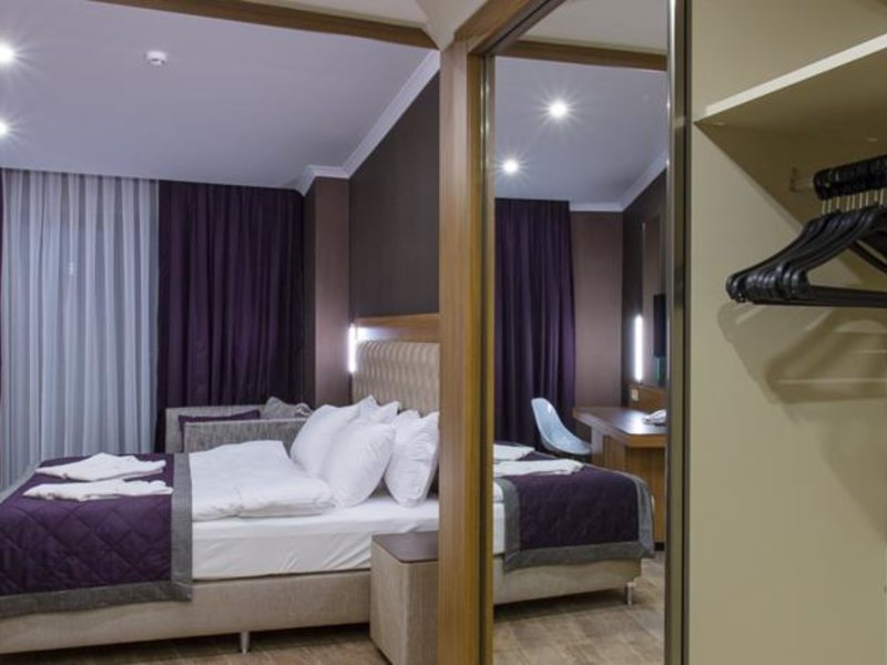 Michell Hotel & Spa 61545