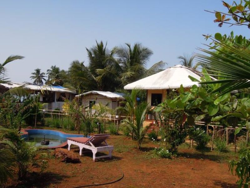 Midgurd Huts On The Beach 137995