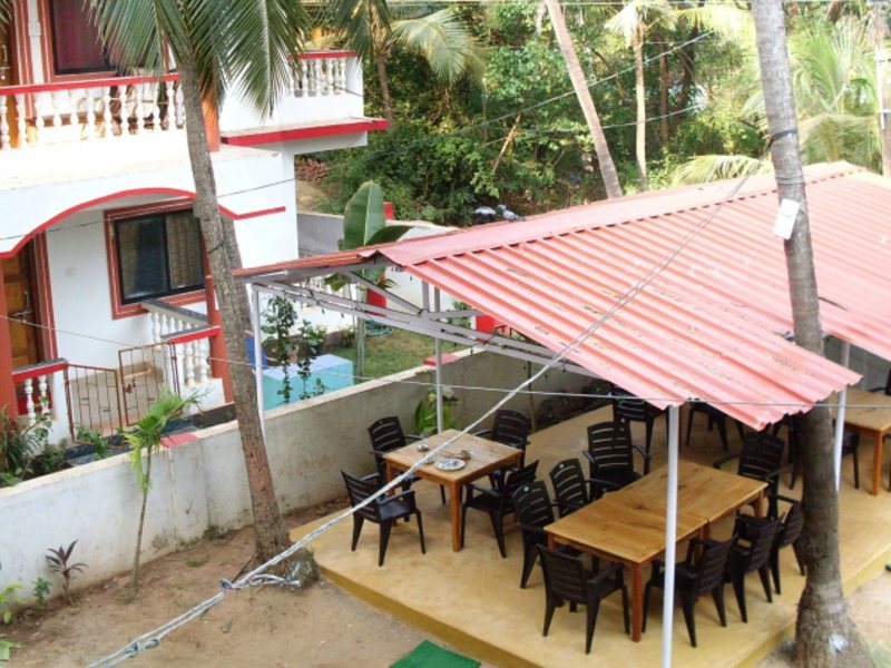 Midgurd White House 138027