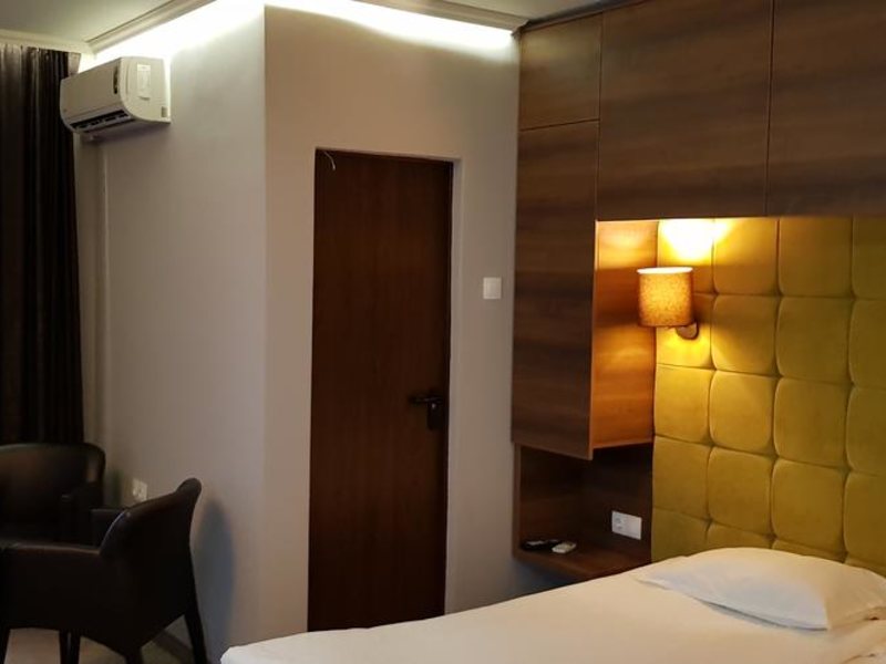 Mikado Beach Hotel 278516