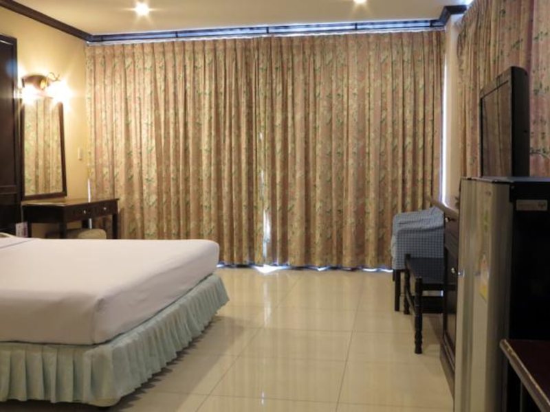 Mike Beach Resort 142408