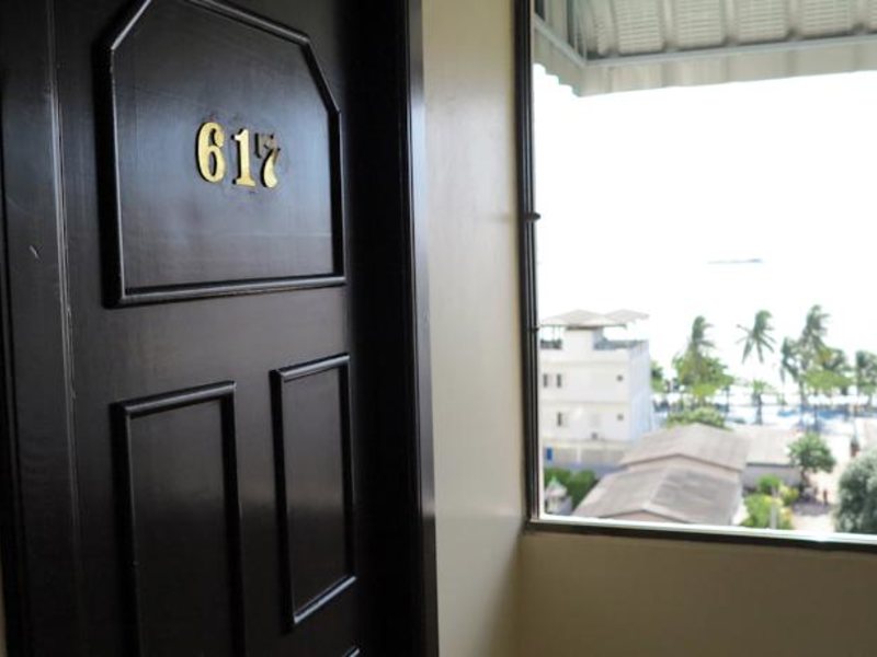 Mike Beach Resort 142411