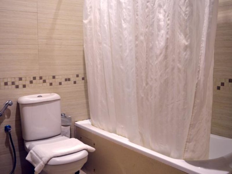 Milestone Hotel Apartment 118134