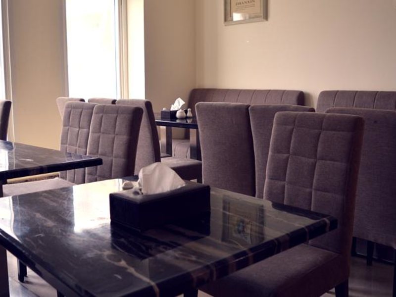 Milestone Hotel Apartment 118144