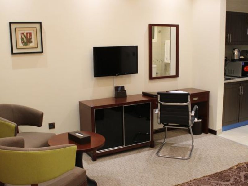 Milestone Hotel Apartment 118154