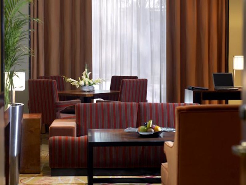 Millennium Airport Hotel 48303