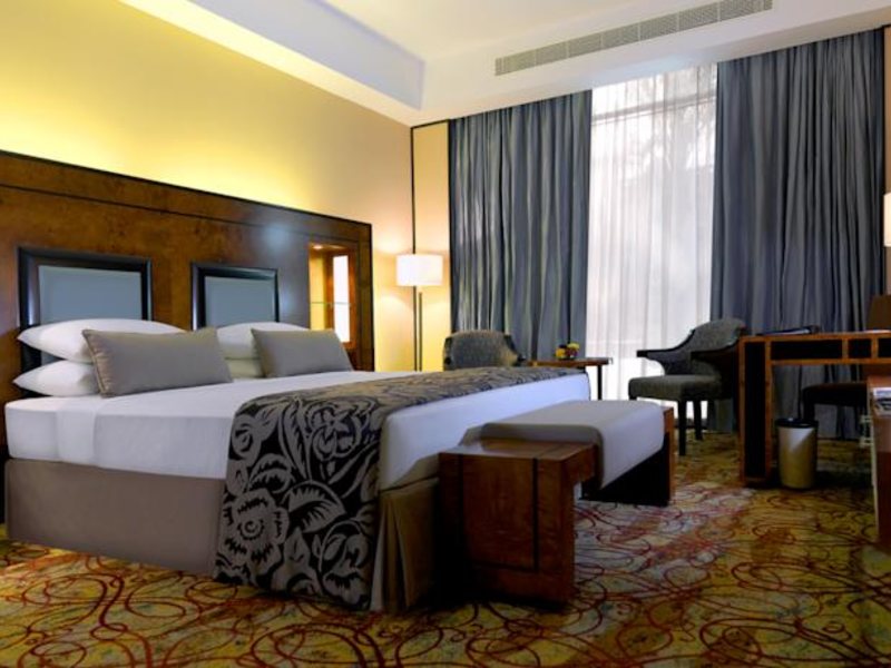 Millennium Airport Hotel 48308