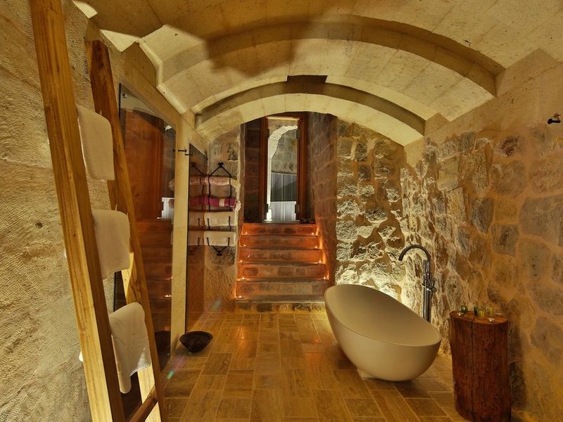 Millstone Cave Suites 304658