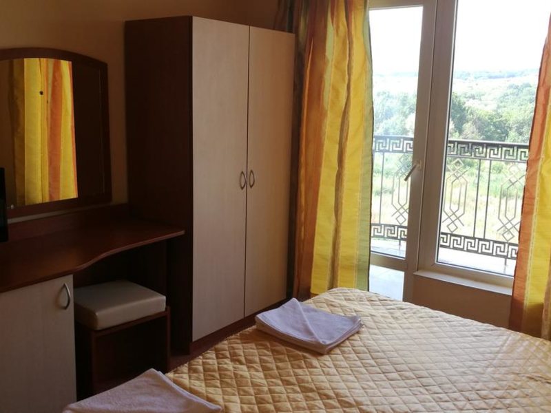 Mimosa Family Hotel  319540