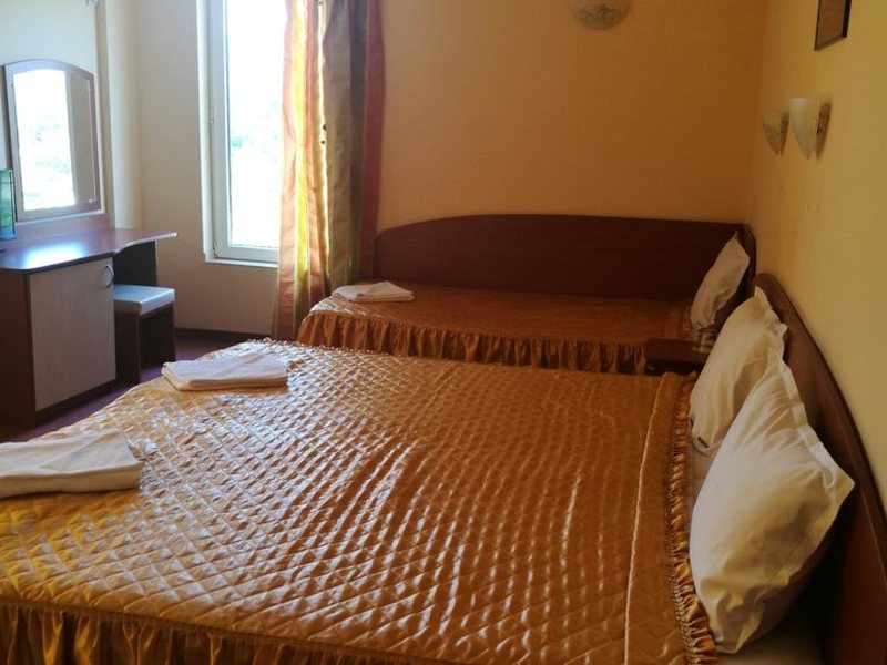 Mimosa Family Hotel  319541