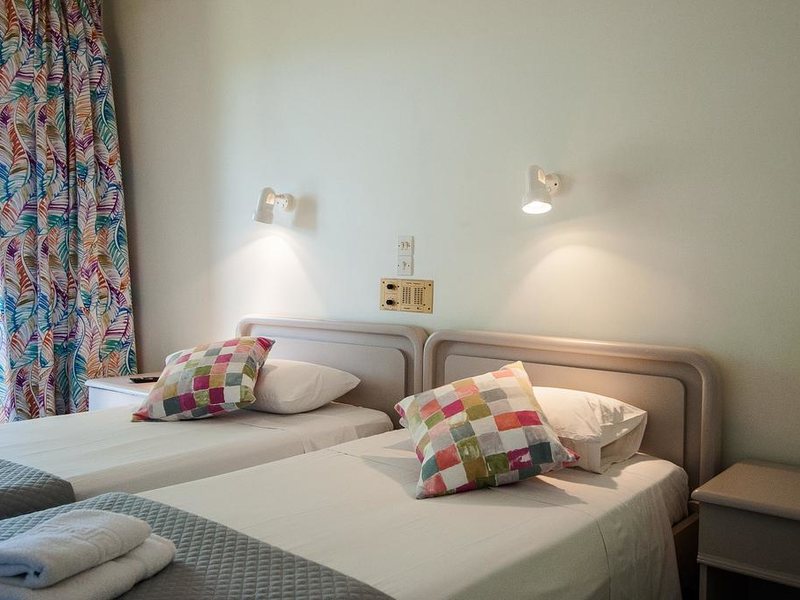 Mimoza Beach Hotel 306312