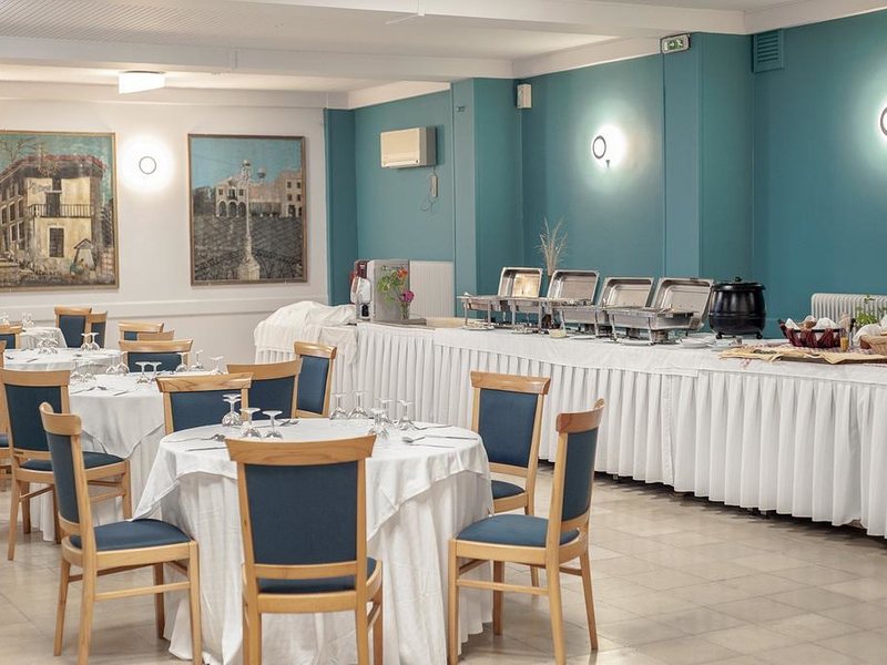 Mimoza Beach Hotel 306322
