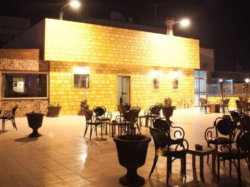 Mina Hotel 120041