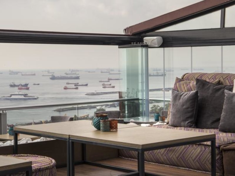 Mina Hotel 95109