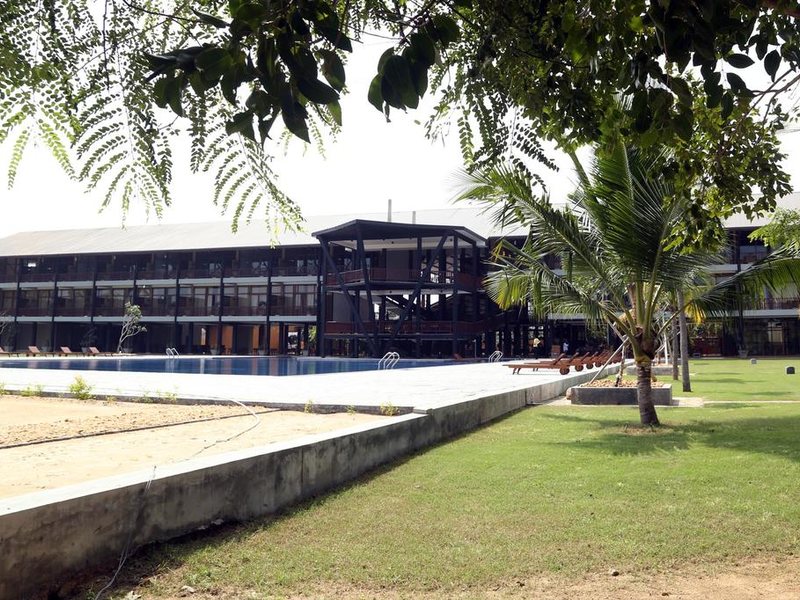 Minn Gee Resort Passikuda  207299