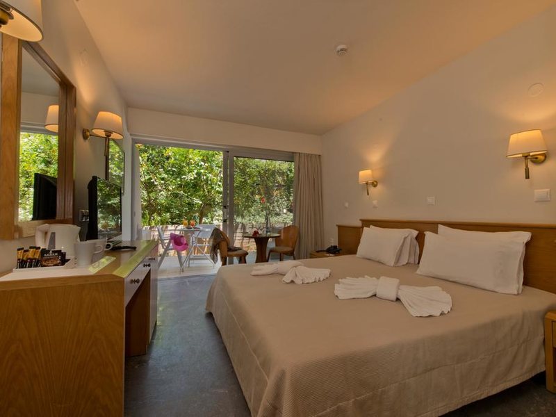 Minos Aparthotel 247462