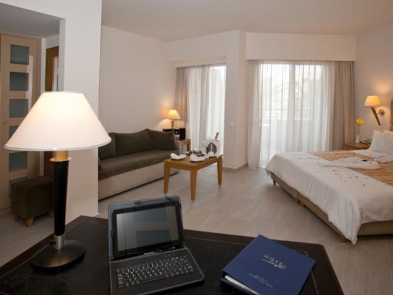 Minos Hotel 77639