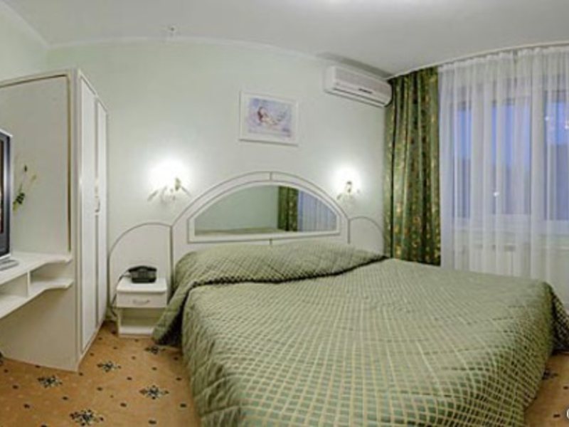 Mir Hotel 11631