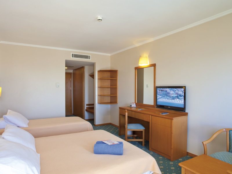 Miramare Queen Hotel  52169