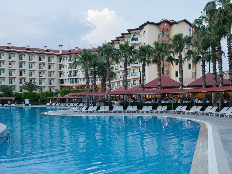 Miramare Queen Hotel  95223