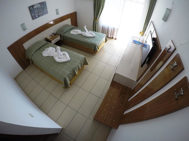 Miray Hotel Kleopatra 181046