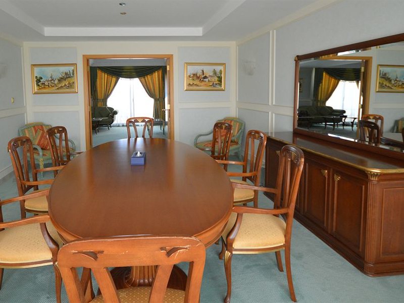 Mirfa Hotel Abu Dhabi 48366