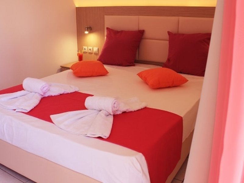 Miro Sun Boutique  76699