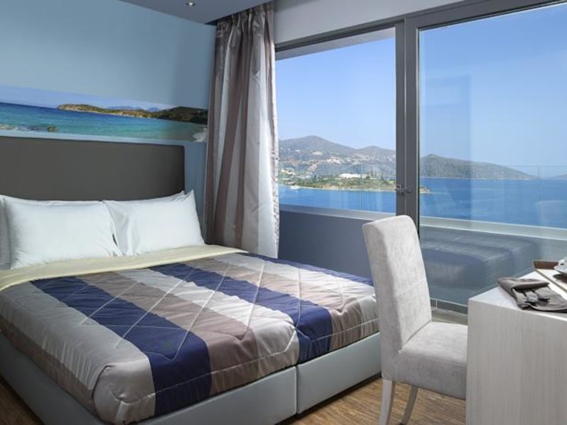 Mistral Bay Hotel 85950