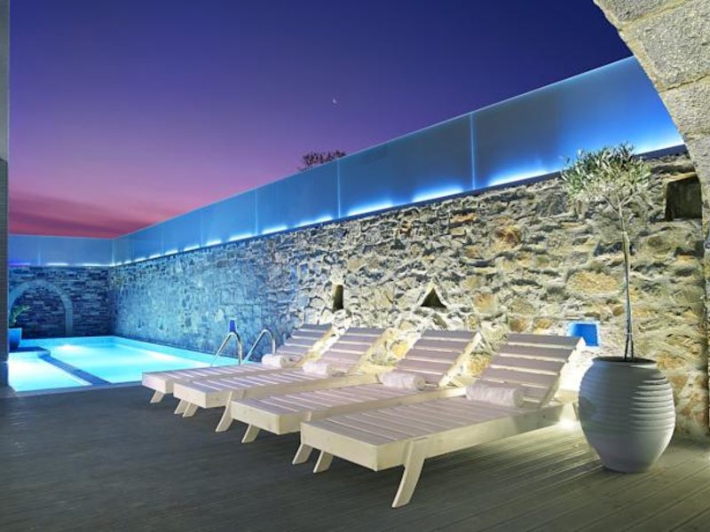 Mistral Bay Hotel 85960