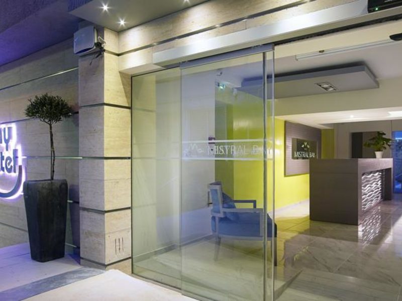 Mistral Bay Hotel 85966