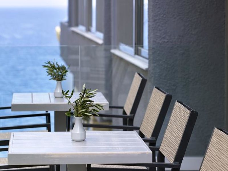 Mistral Bay Hotel 85967