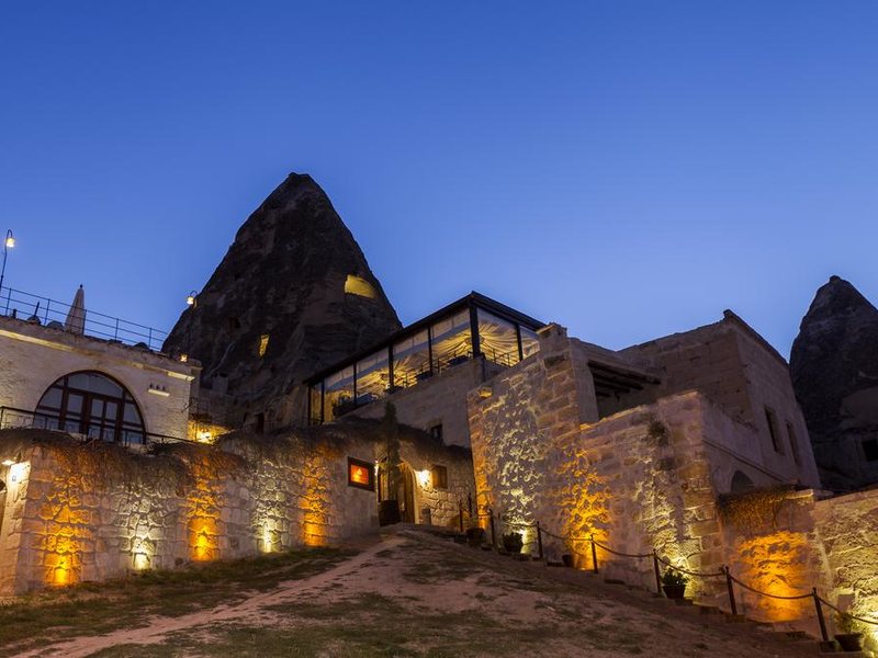 Mithra Cave Hote 304700