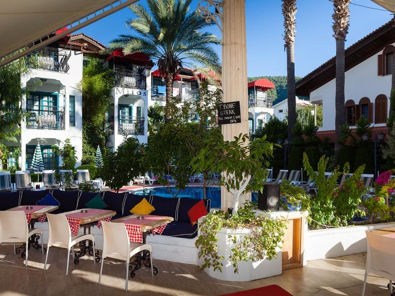 Mitos Apartment  280359