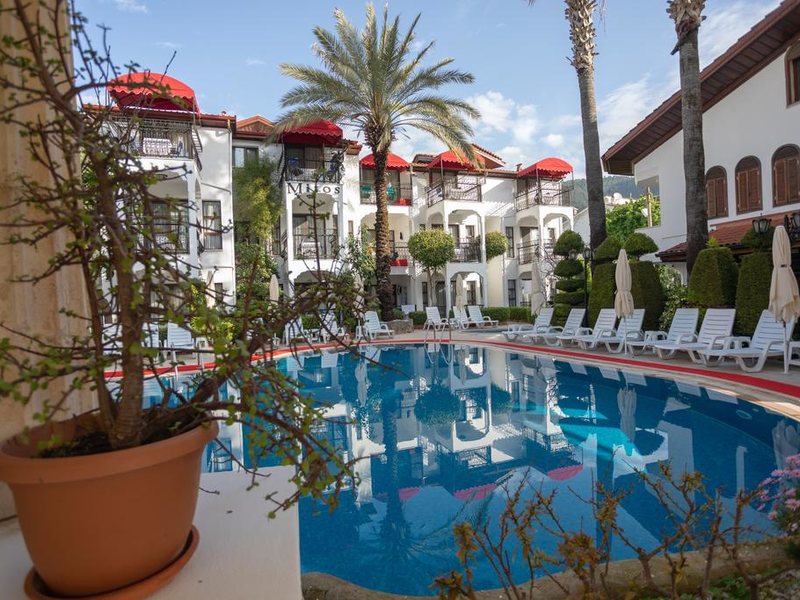 Mitos Apartment  280365