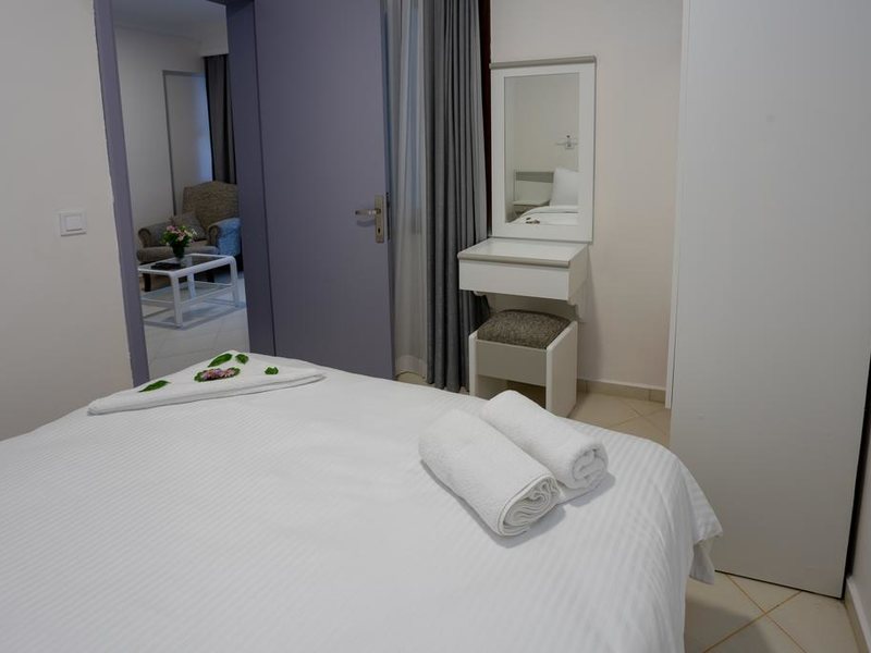 Mitos Apartment  280366