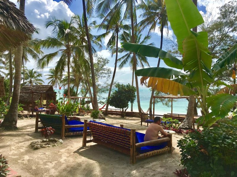 Mnana Beach Bungalows 214604