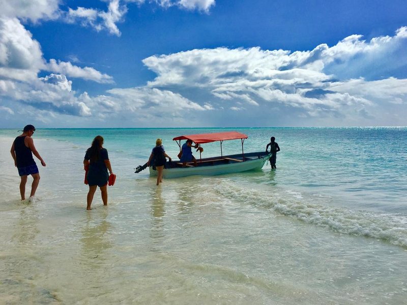 Mnana Beach Bungalows 214605