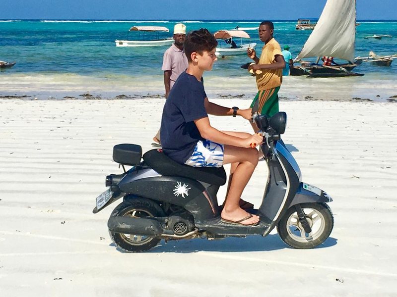 Mnana Beach Bungalows 214614