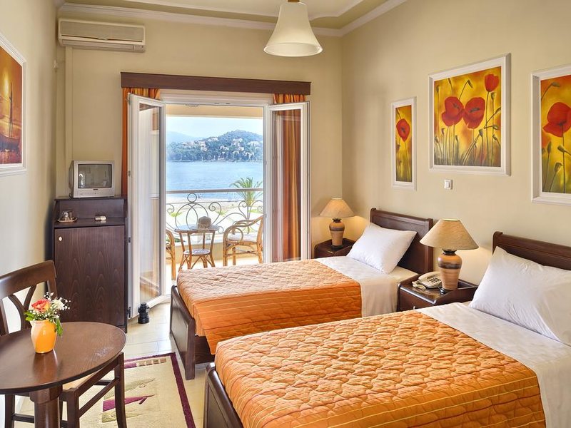 Molfetta Beach Hotel 284577