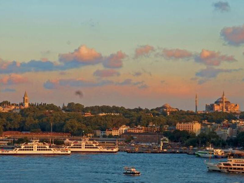 Momento Golden Horn Hotel 302003