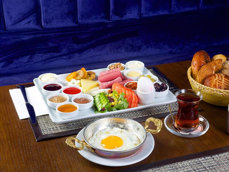 Momento Golden Horn Hotel 302007