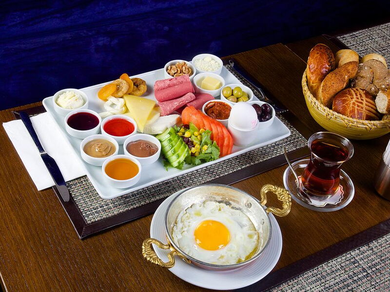 Momento Golden Horn Hotel 302008
