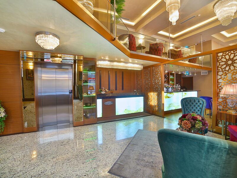 Momento Golden Horn Hotel 302009