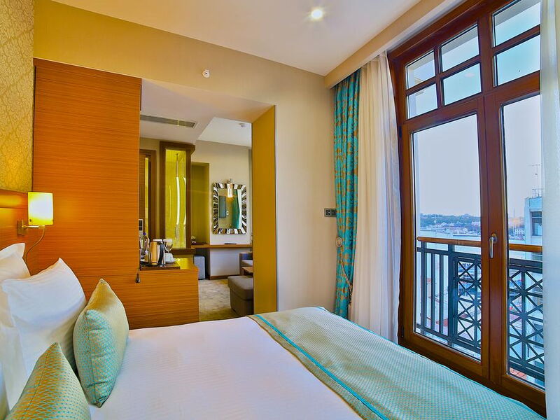 Momento Golden Horn Hotel 302019