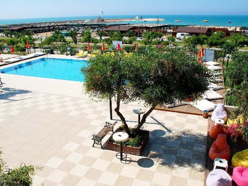 Monachus Hotel & Spa 50677