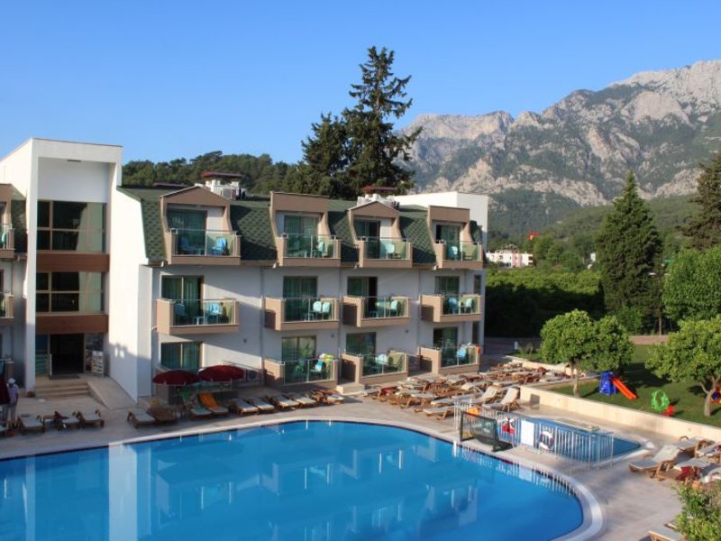 Monna Rosa Garden  (ex 36633