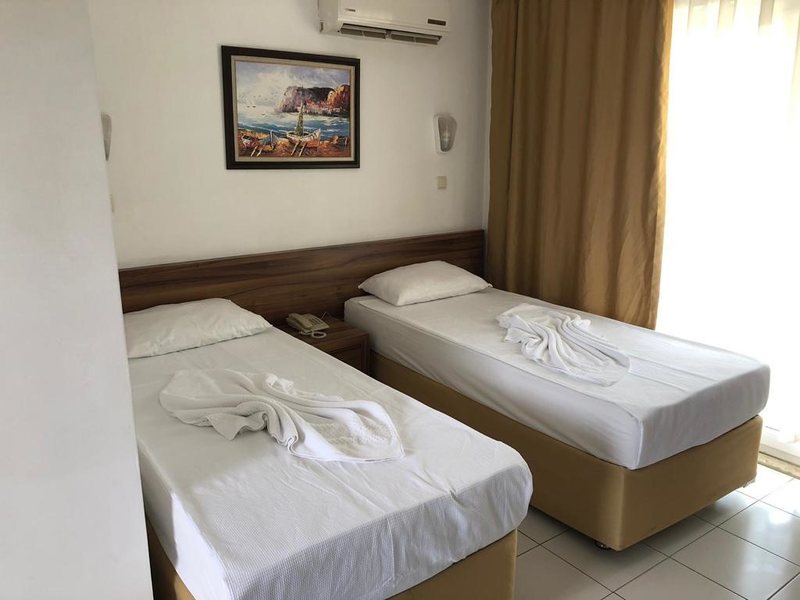 Monna Roza Beach Goynuk   (ex 295795