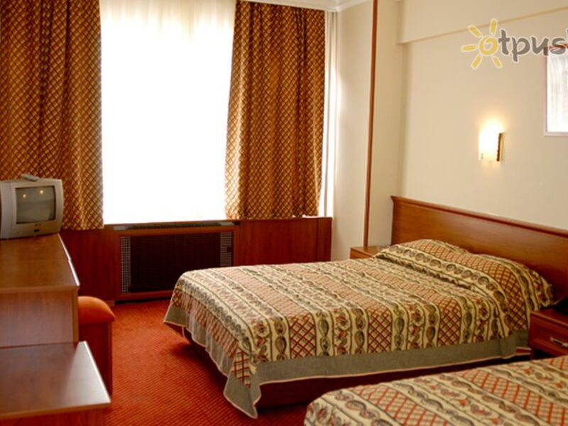 Monopol Hotel 302036