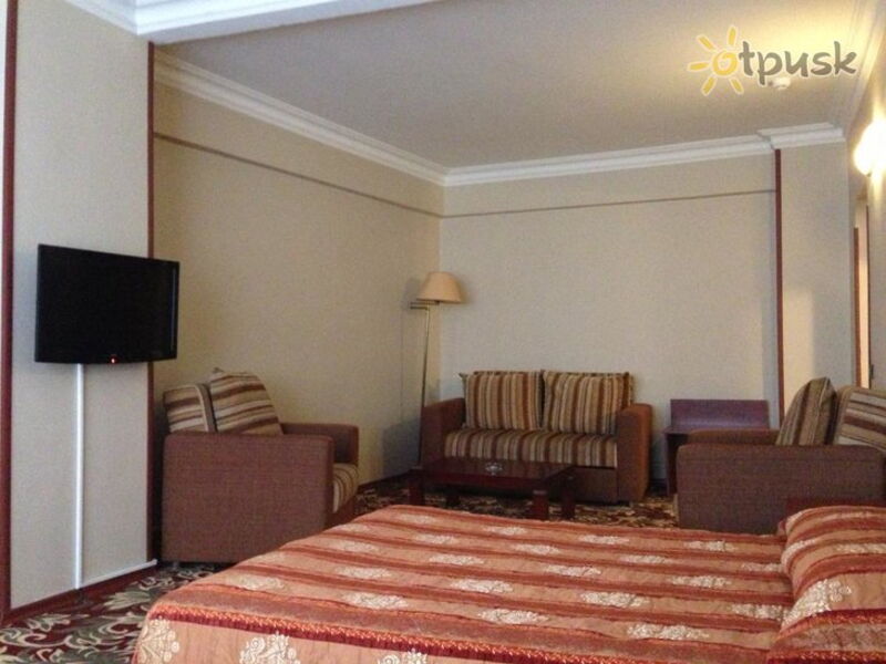 Monopol Hotel 302044