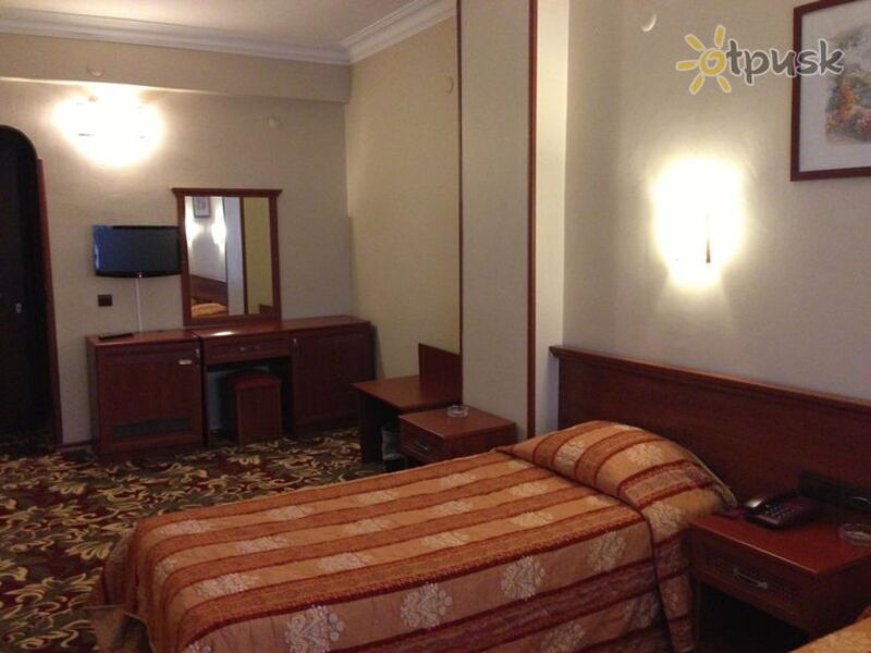 Monopol Hotel 302045